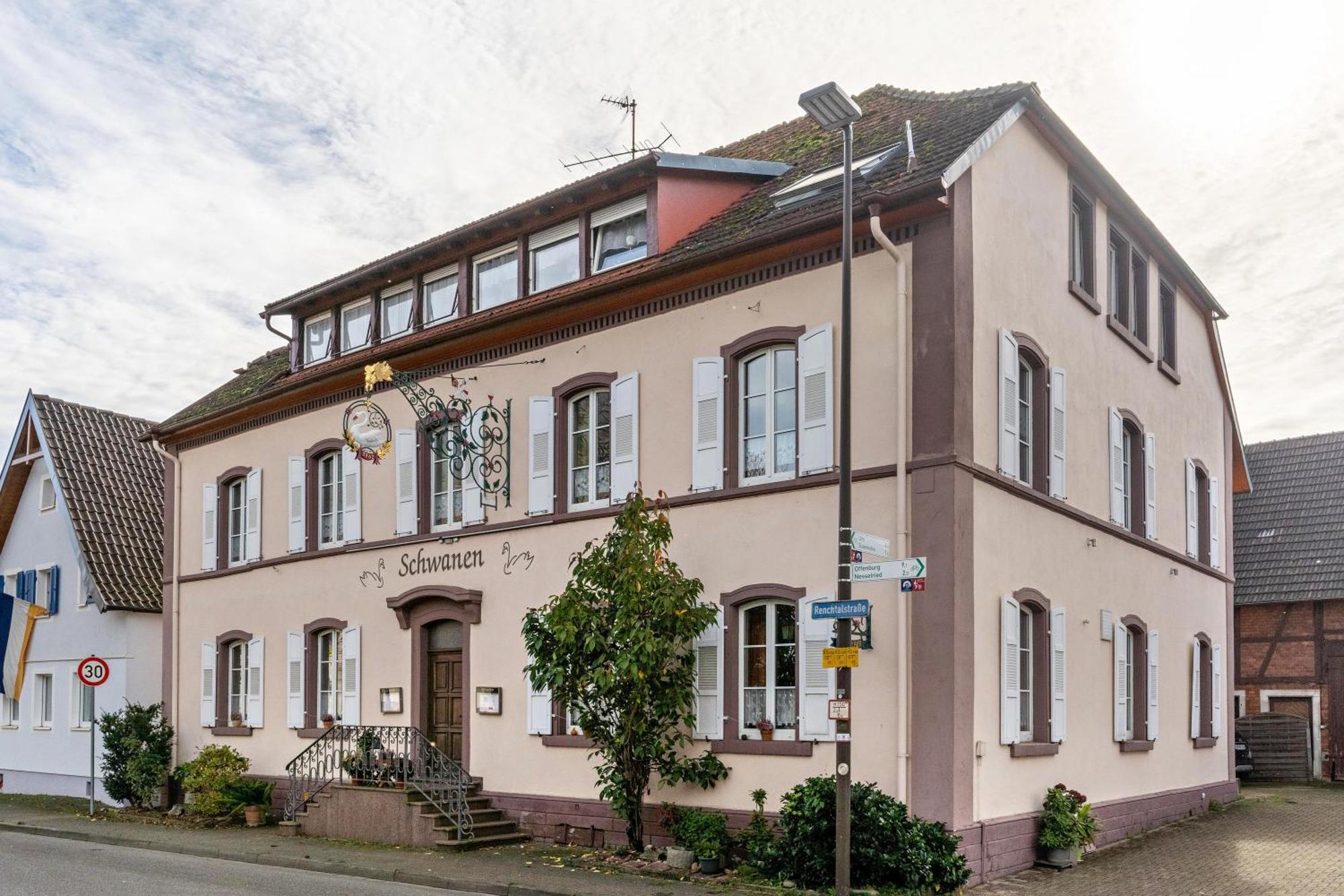 Gasthaus Zum Schwanen Oberkirch  Esterno foto